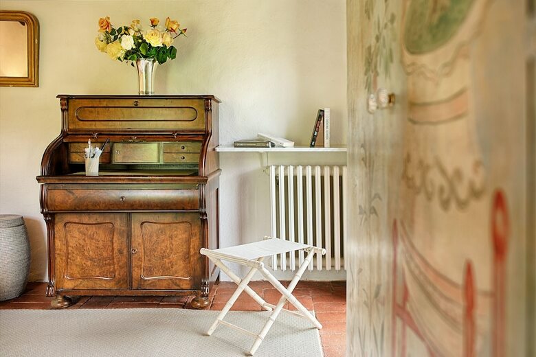 Villa In Castellina W. Pool, Garden & Winery