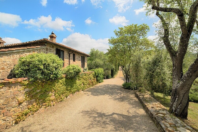 Villa In Castellina W. Pool, Garden & Winery