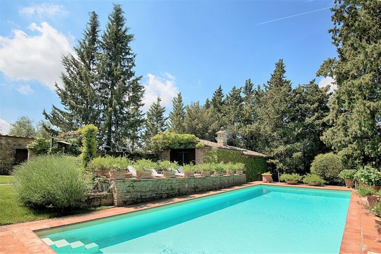 Villa In Castellina W. Pool, Garden & Winery