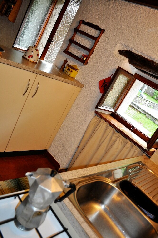 Apartamentos Typical, Romantic Tessiner Cottage