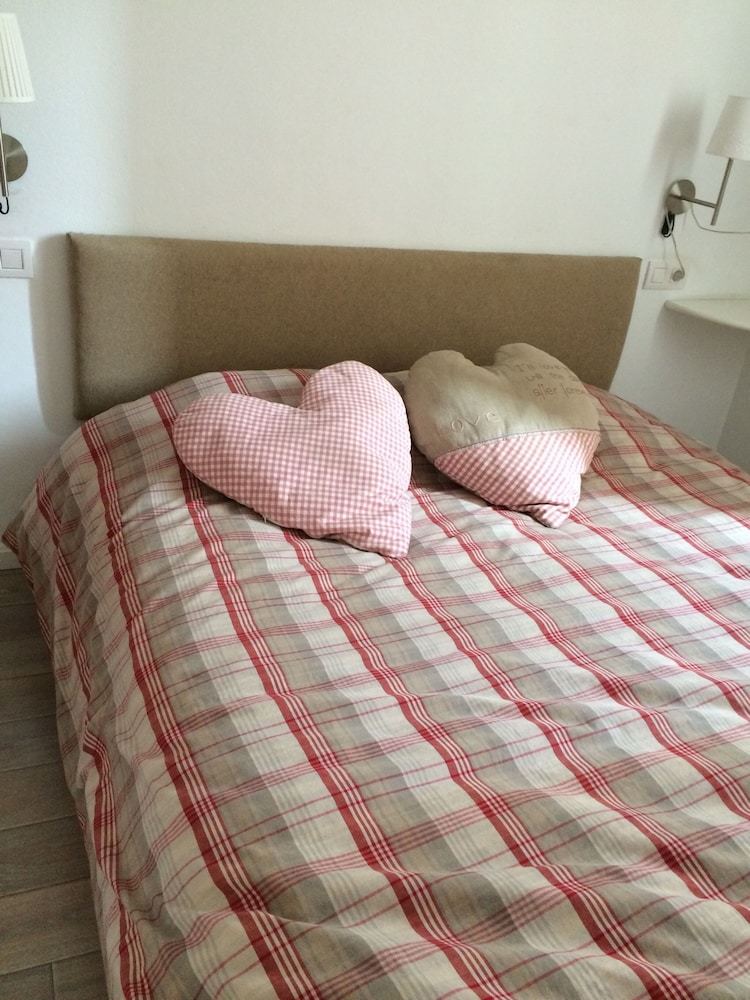 Apartamentos Homenfun Sagrada Familia Gaud�