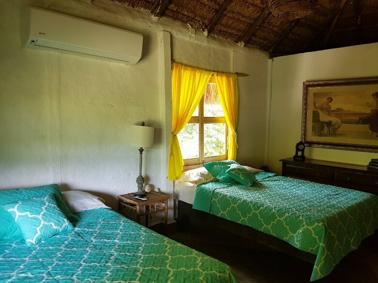 Hotel Caba�as Mannan