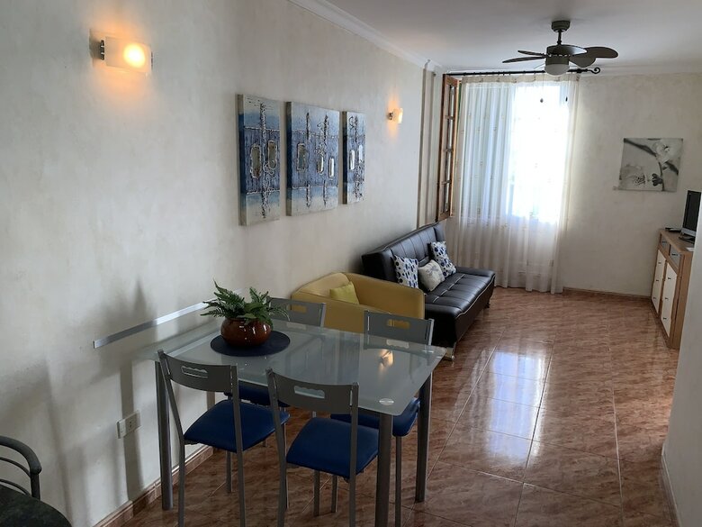 Apartamentos Playa de Las Vistas. Sea View. Meerblick