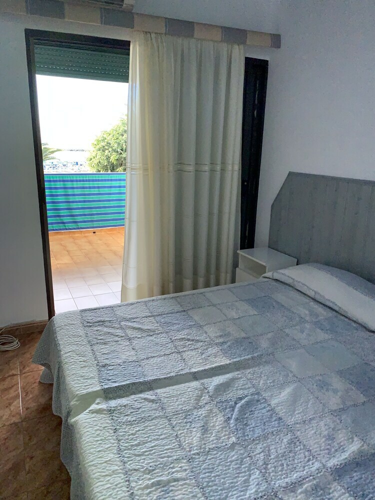 Apartamentos Playa de Las Vistas. Sea View. Meerblick