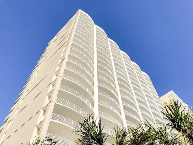 Ocean Villa 2004