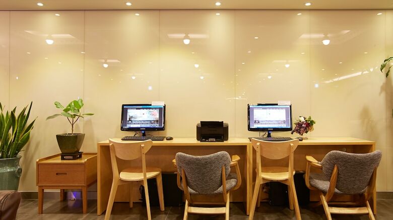 Hotel Skypark Myeongdong II