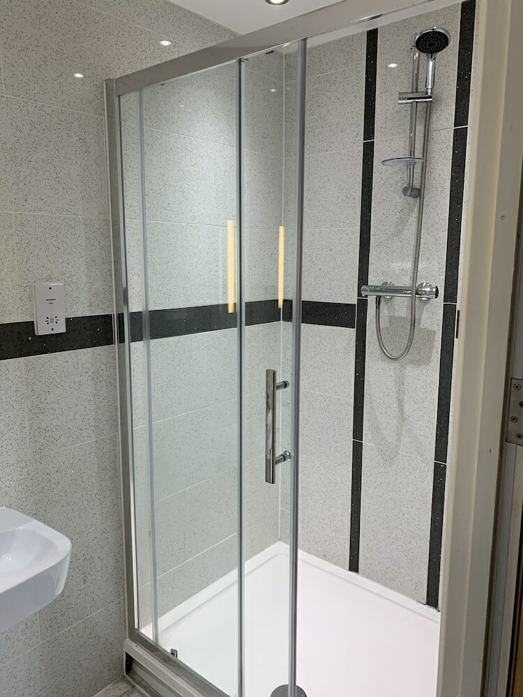 Riis Apartments Camberley
