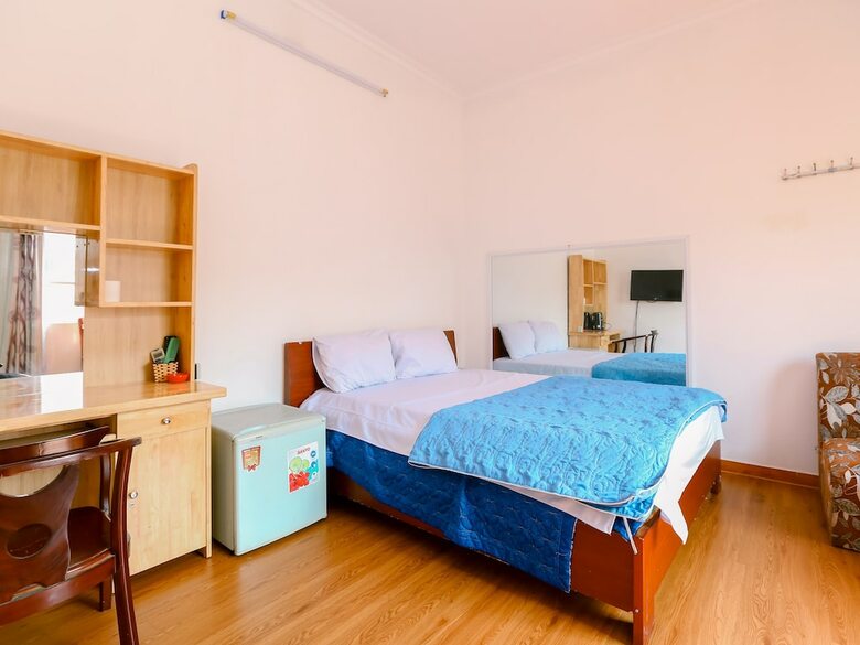Oyo 437 Van Xuan Hotel