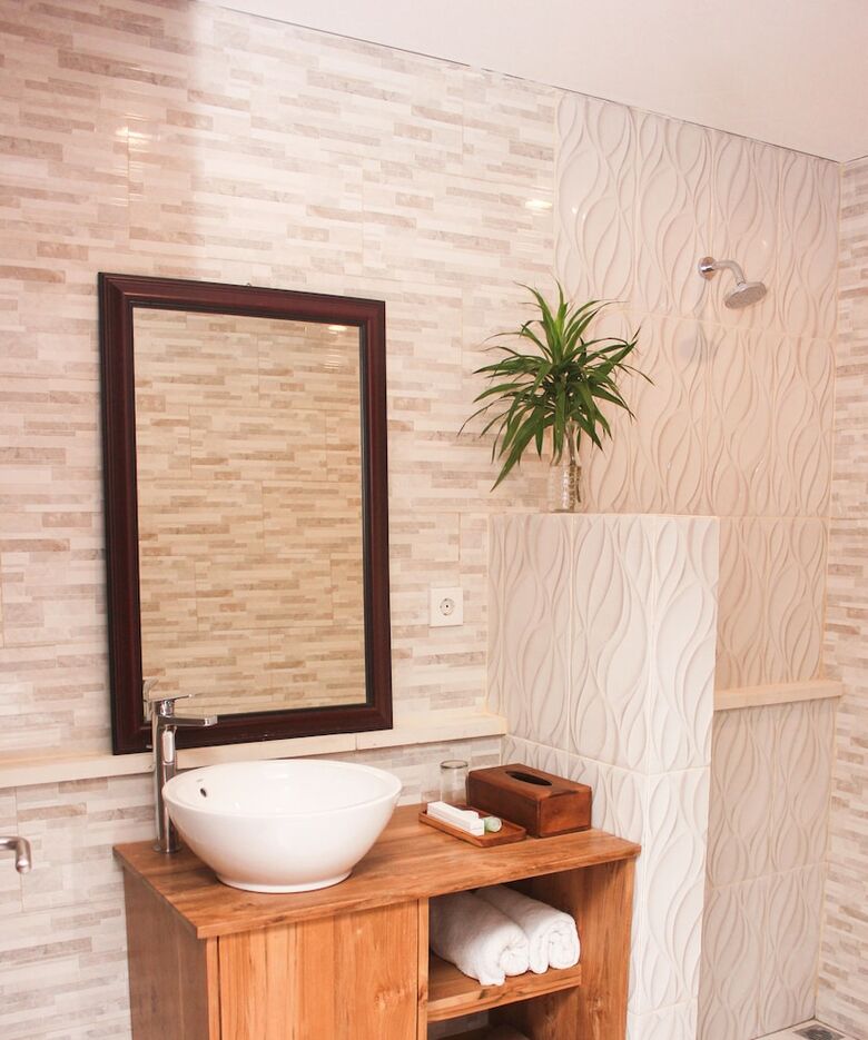 Hotel Santi Homestay