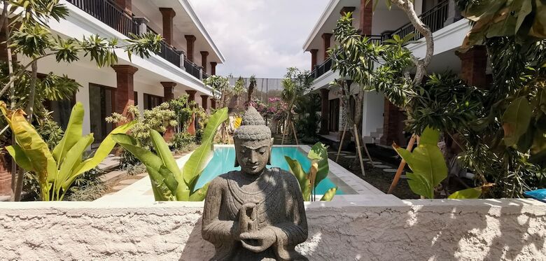 Hotel Santi Homestay