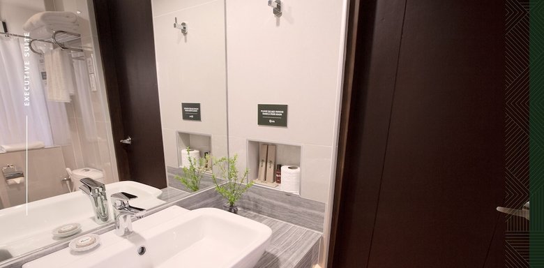 Hotel Rovira Suites