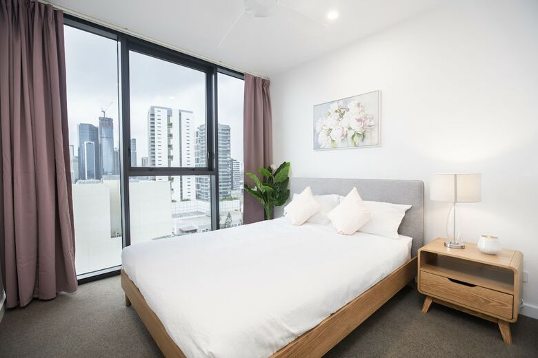 Brisbane One Apartments By Slife
