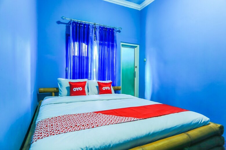 Hostal Oyo 1774 Griya Dahlia