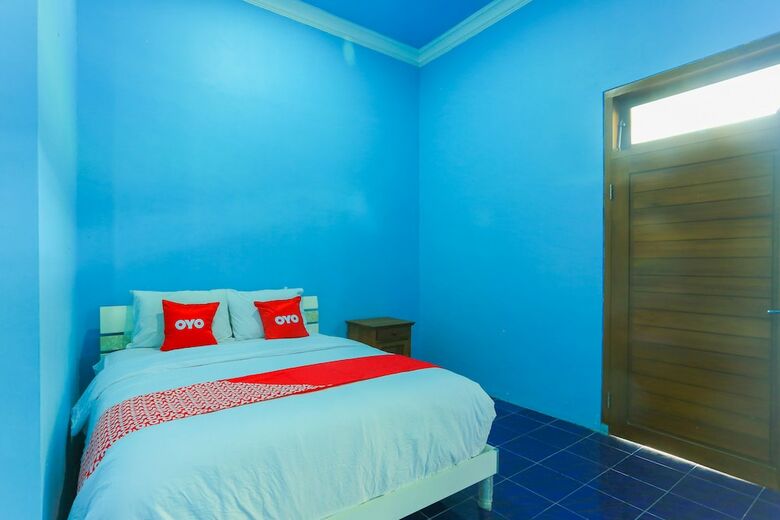 Hostal Oyo 1774 Griya Dahlia