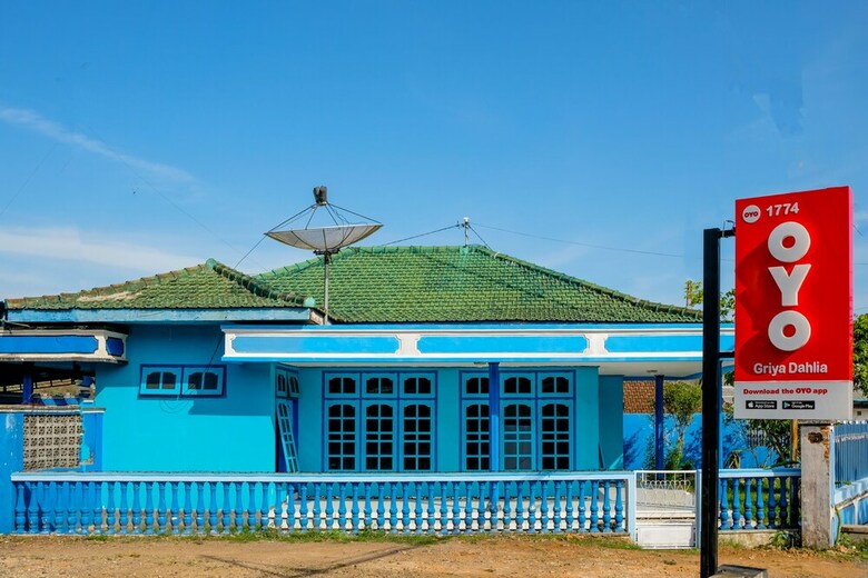 Hostal Oyo 1774 Griya Dahlia