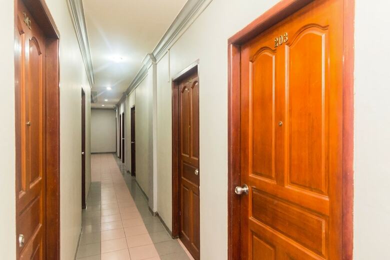 Hostal Oyo 1635 New Star Hotel
