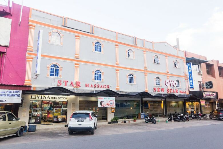 Hostal Oyo 1635 New Star Hotel