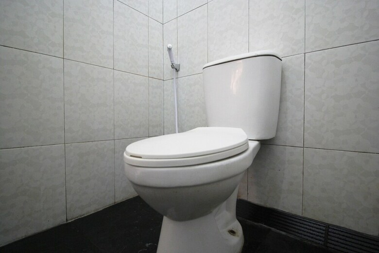 Hostal Oyo 1547 Wisma Ray Syariah