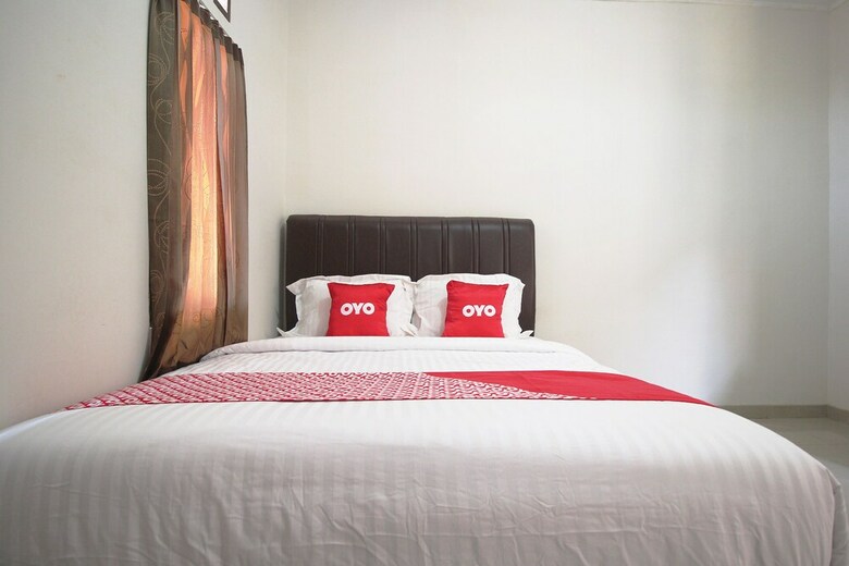 Hostal Oyo 1547 Wisma Ray Syariah
