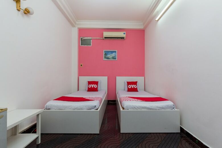 Oyo 558 Hoang Linh Hotel