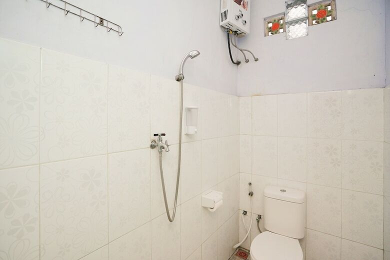 Hostal Oyo 2120 Pieter Homestay Bromo