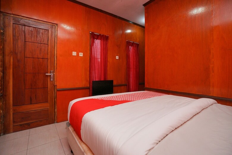 Hostal Oyo 2120 Pieter Homestay Bromo
