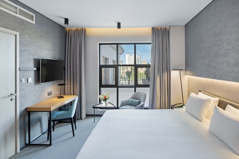 Hotel The Manor By Ja