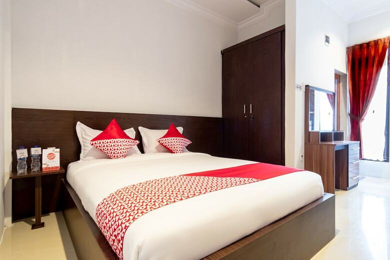 Hotel Oyo 1371 Carofin Guest House