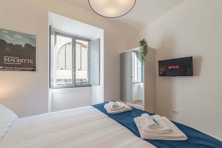 Hotel Roma Station House
