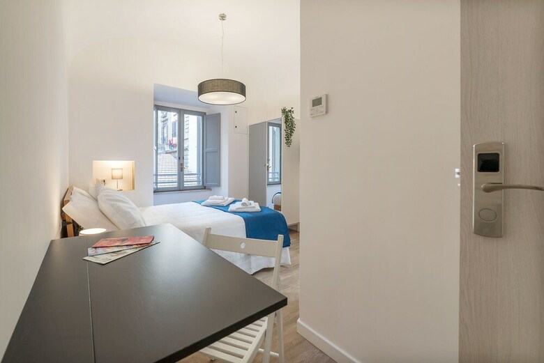 Hotel Roma Station House