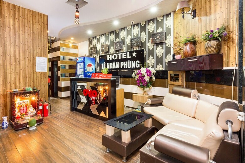 Oyo 560 Le Ngan Phung Hotel