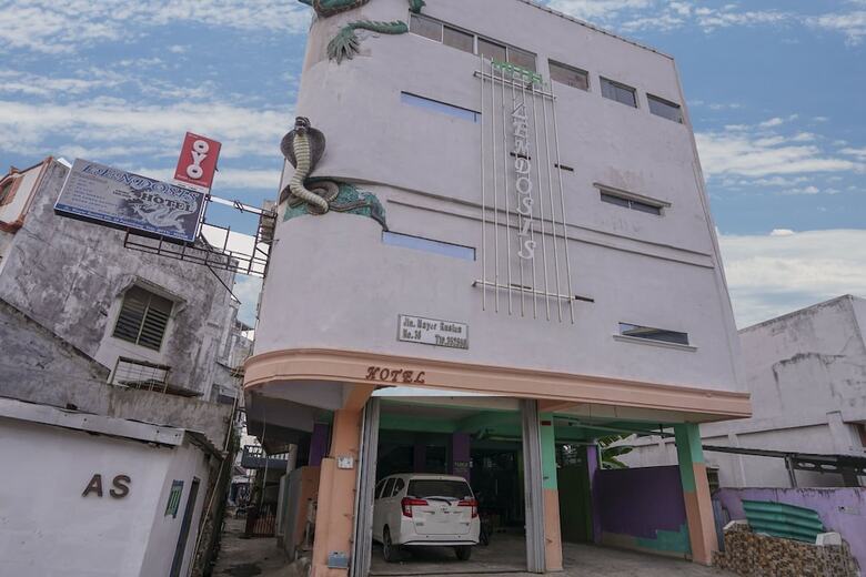 Hostal Oyo 1495 Hotel Lendosis