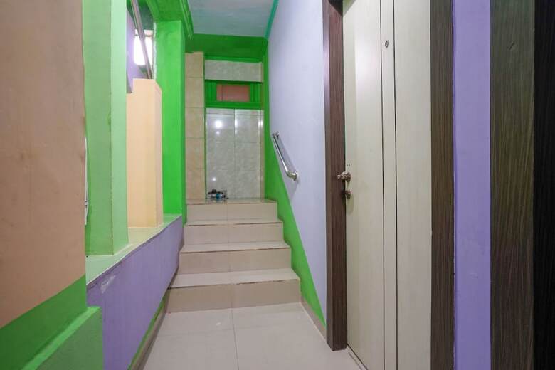 Hostal Oyo 1495 Hotel Lendosis