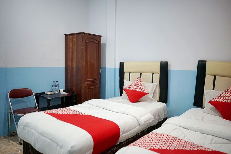 Hostal Oyo 1531 Hotel Aini