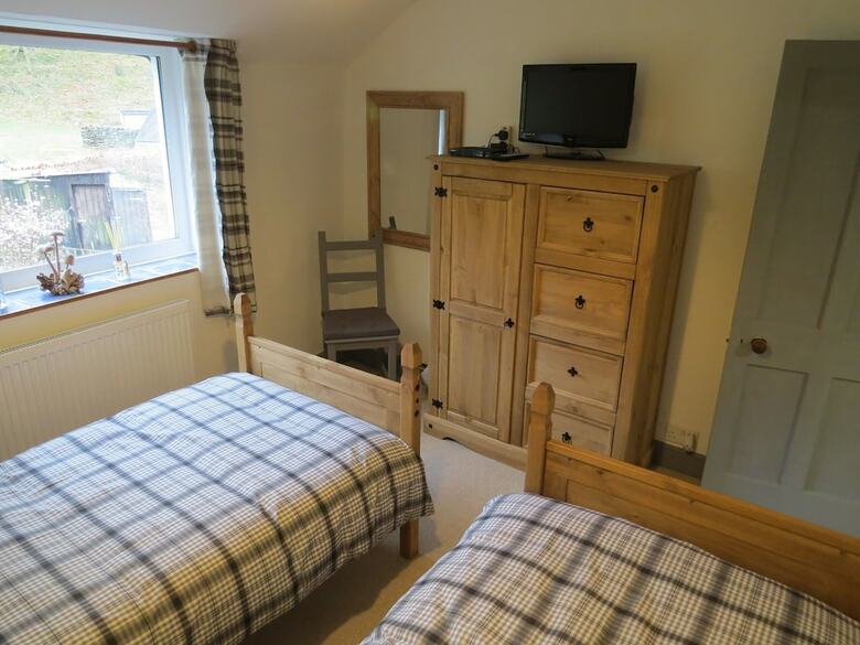 Yr  Hen Farcdy Bed & Breakfast