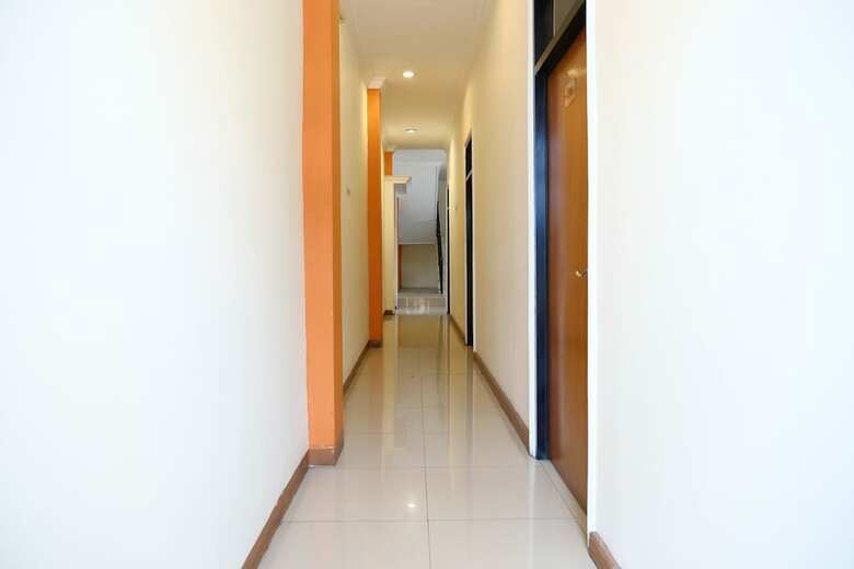 Oyo 1612 Hotel Central City
