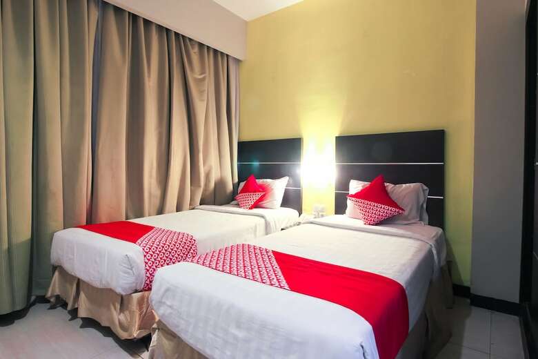 Oyo 1729 I-shine Hotel