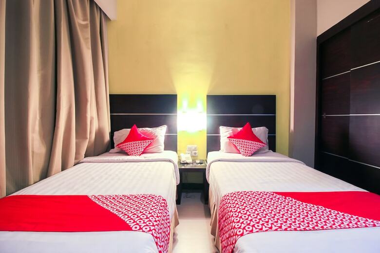 Oyo 1729 I-shine Hotel