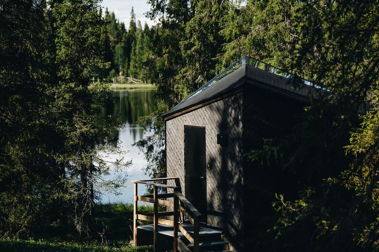 Posada Magical Pond Nature Igloos