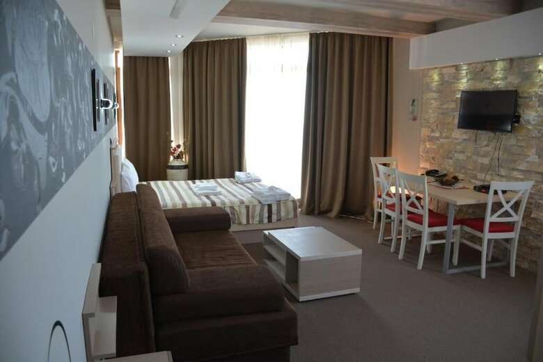 Hotel Milmari