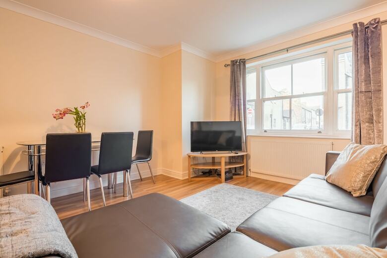 Bridge View Apartment