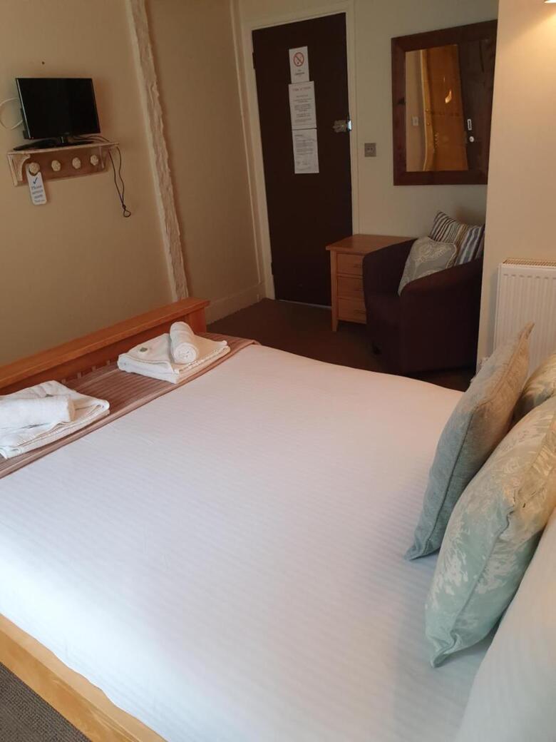 Posada Halfway House Inn