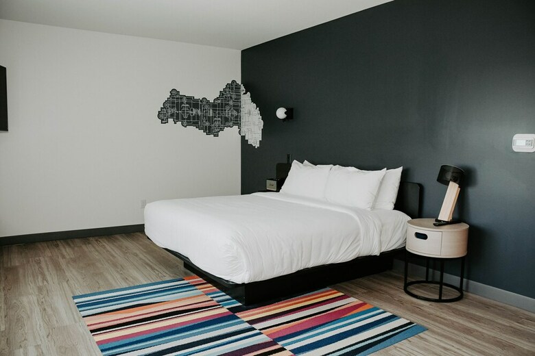 Hotel Aloft Omaha West