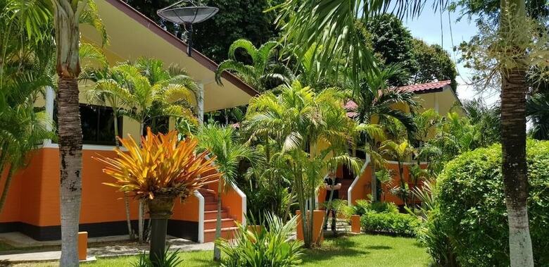 Hotel Baan Prakaikaew Resort