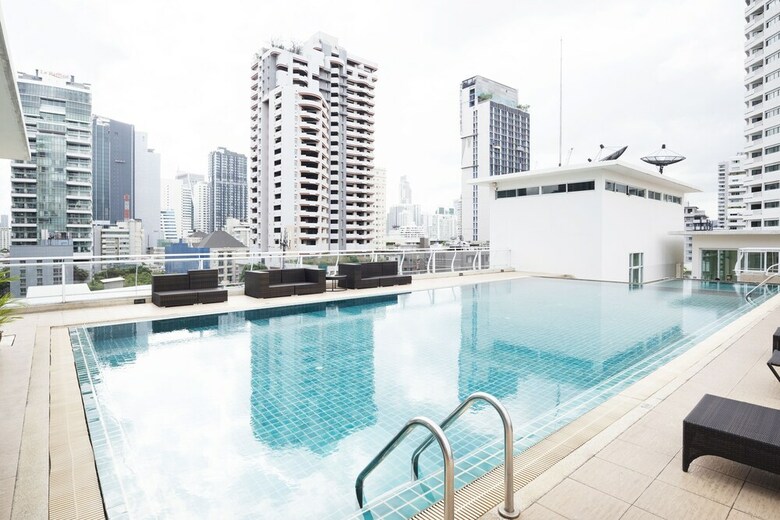 Hotel Clover Haus Sukhumvit 33 By Favstay
