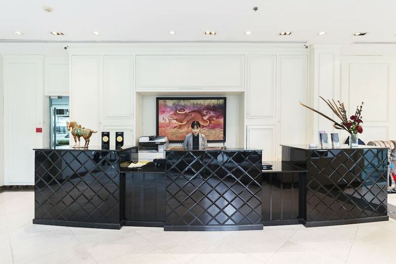 Hotel Clover Haus Sukhumvit 33 By Favstay