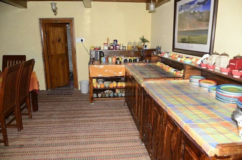 Hotel Banjara Cottage And Retreat Sojha