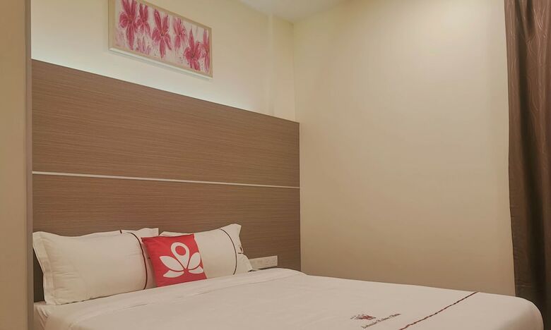 Hotel Zen Rooms Ambassador Residence