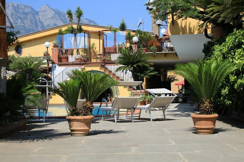 Hotel Villa Amalia Resort