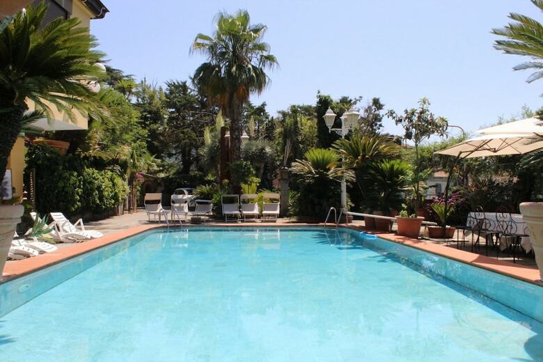 Hotel Villa Amalia Resort